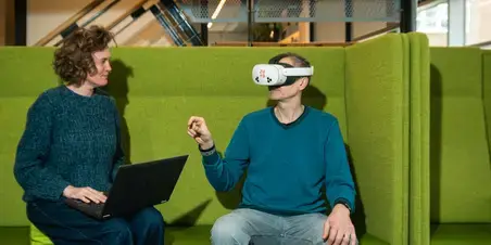 docenten aan de slag met vr